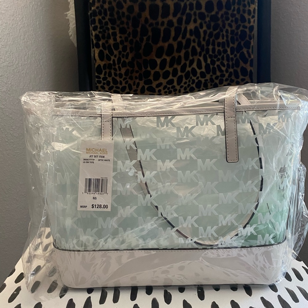 NEW Michael Kors Clear White Tote 😍